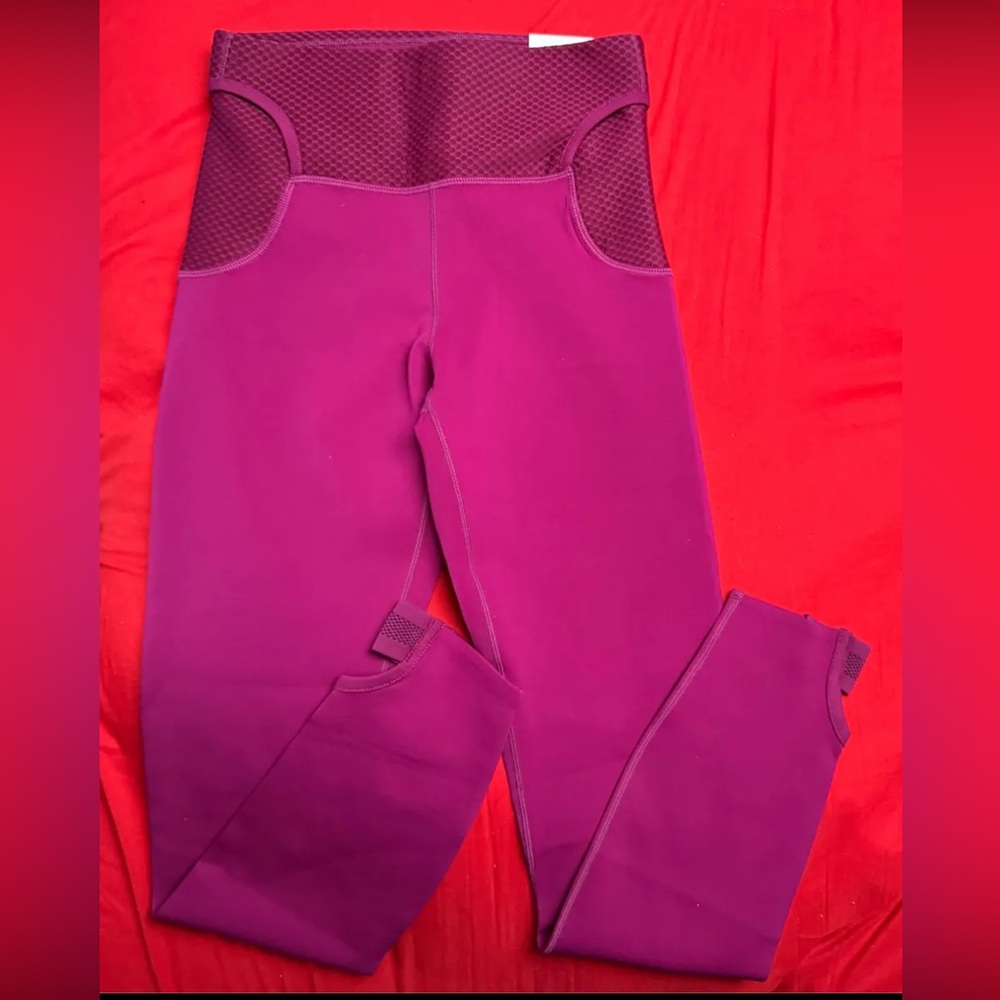 Brand New With Tags- Purple Nike Leggings- Tight Fit and Coolant Size Small